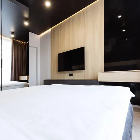 Nyvky Like - файна таун - 116 Hotel apartamentowy Kijów